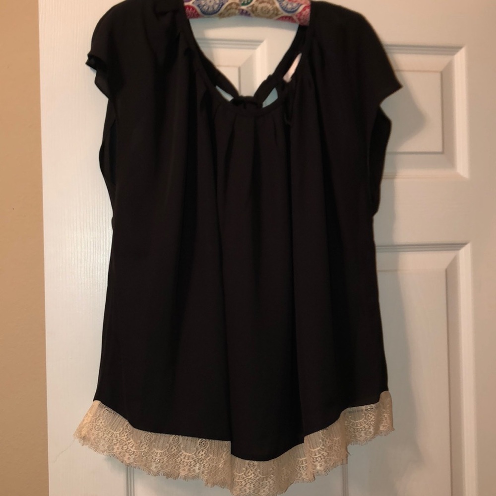 Lauren Conrad blouse